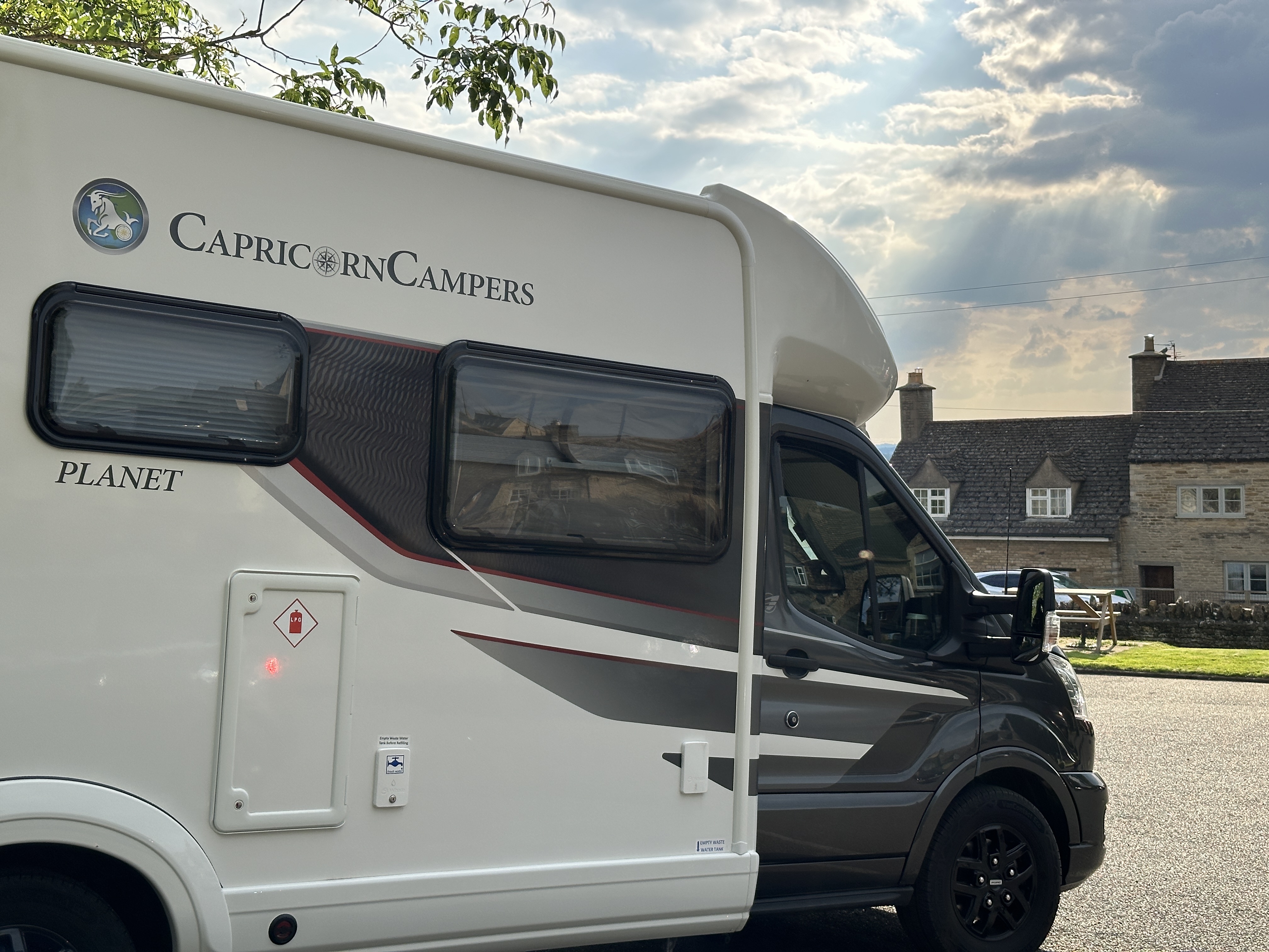 Motorhome Rental: How to Find a Motorhome for Hire