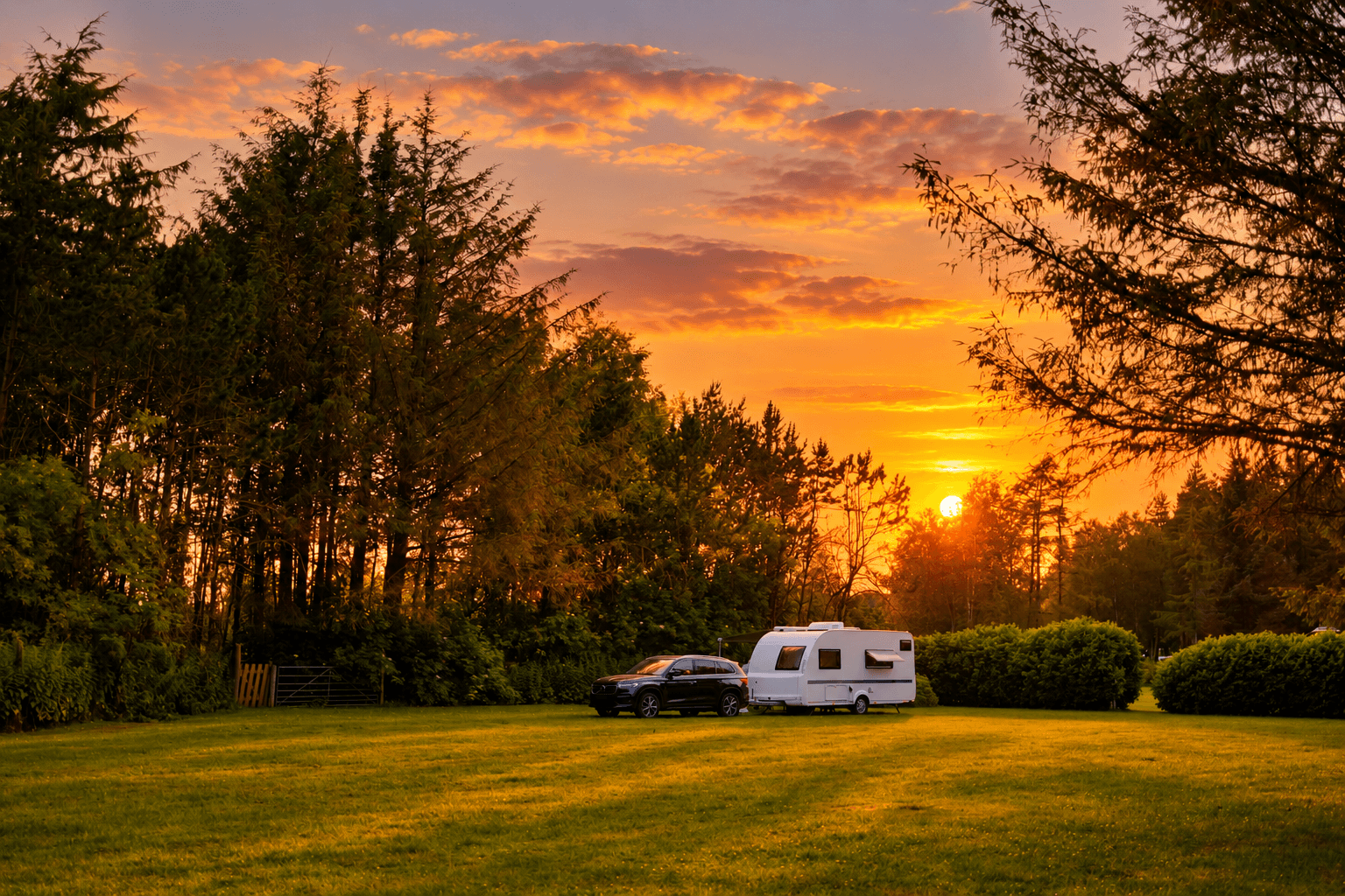 Caravan vs Motorhome: Which Is Best for UK Touring? | Brit Stops